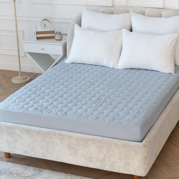 Наматрасник синтепон на резинке борт 30 микрофибра (серый)