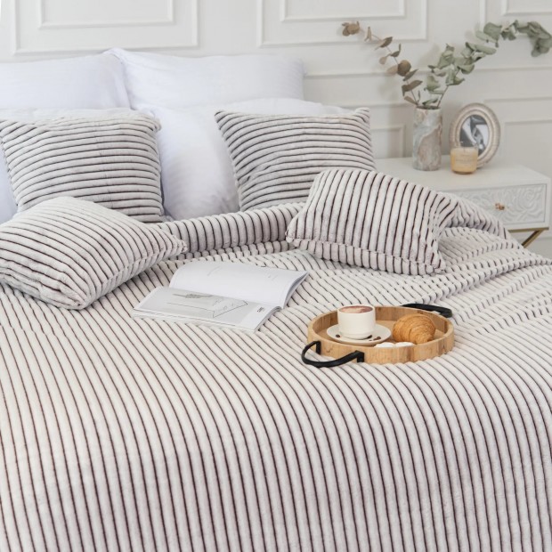 Вертикаль (герань) плед велсофт