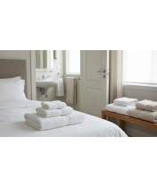 Полотенца для отелей: плотность, размеры и подбор комплекта под формат объекта размещения