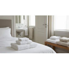 Полотенца для отелей: плотность, размеры и подбор комплекта под формат объекта размещения